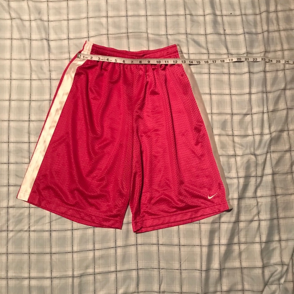 Retro Nike spell out gym shorts size XL